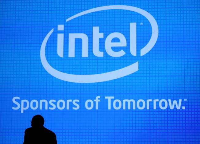 Intel esitteli muistikortinkokoisen tietokoneen: Edison